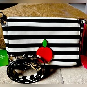 EUC Kate Spade Patent Black and White Stripe shoulder bag, metal 🍎 appliqué